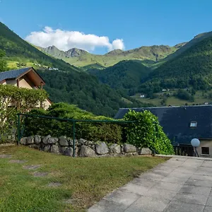 Chalet Mitoyen Confort Avec Prestations Hôtelières, Cauterets