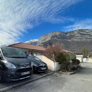 grenoble-sud-varces-suite-privatise-au-pied-des-montagnes.hotels-rhonealpes.com/
