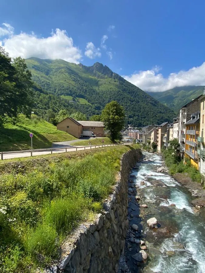Le Navarre, Charmant T2 Familial Bien Equipe En Rdc , En Centre-Ville Cauterets